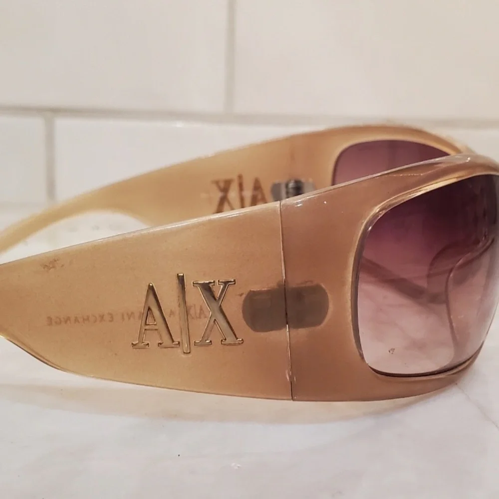 A/X ARMANI EXCHANGE GOLD TONE SUNGLASSES W/ SMOKY TOPAZ LENS